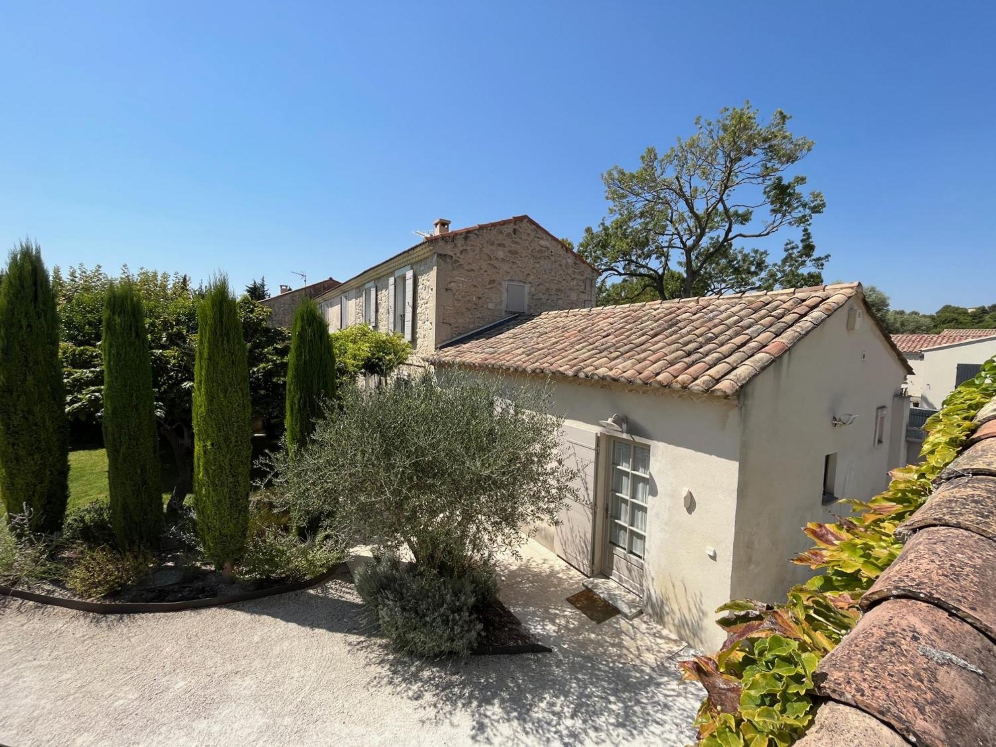 פרדו Le Mas Du Chemin : Mas Typique Des Alpilles מראה חיצוני תמונה